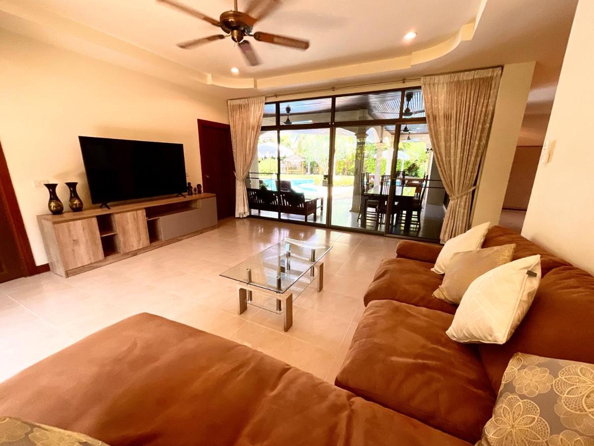 Phuket Coconut Paradise Holiday Villas מראה חיצוני תמונה