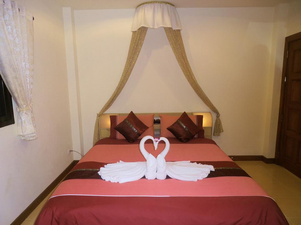 Phuket Coconut Paradise Holiday Villas חדר תמונה